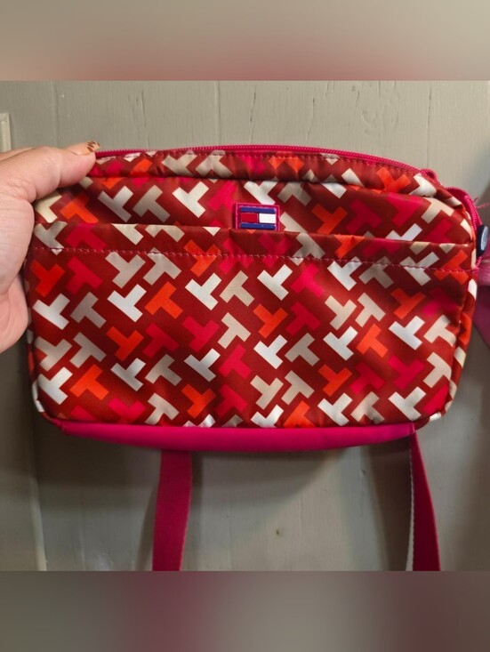 Tommy Hilfiger Handbags - Tommy Hilfiger Hot Pink, Red & Orange Geometric Purse